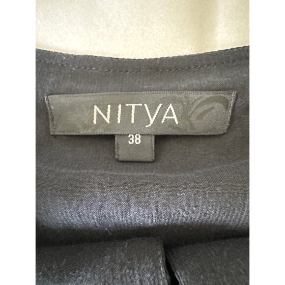NITYA Double Layered Keyhole Sleeveless Blouse Size 38 - Picture 5 of 9
